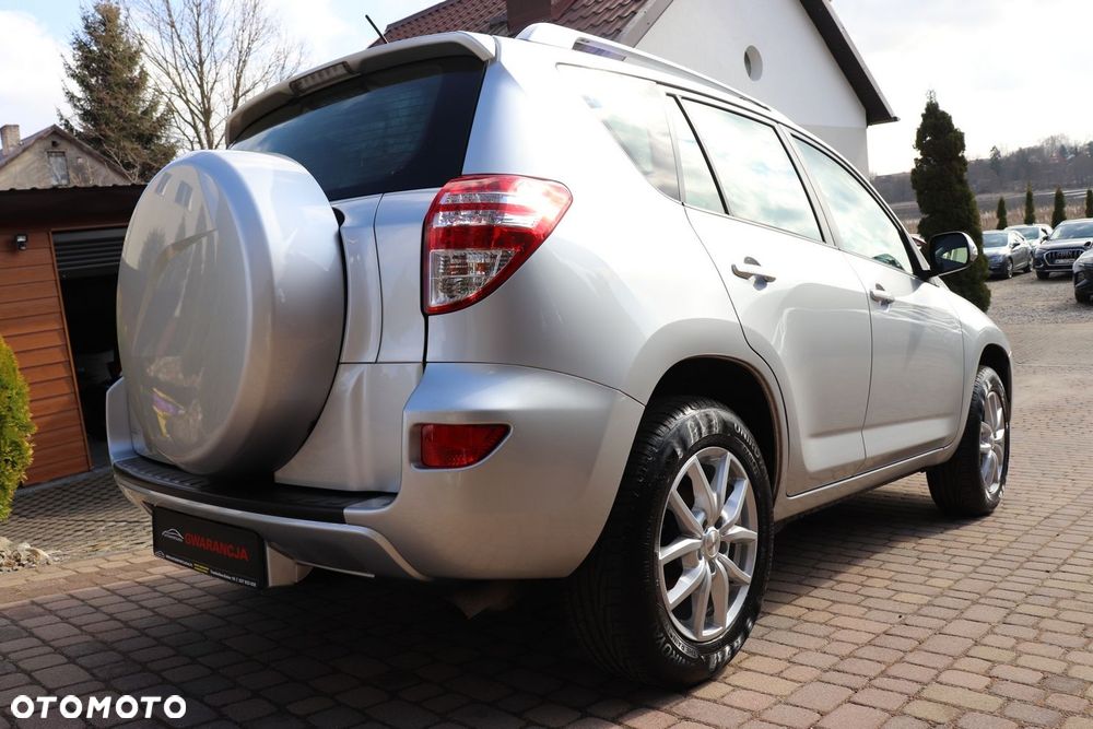 Toyota RAV4 2.0 4x2 - 27