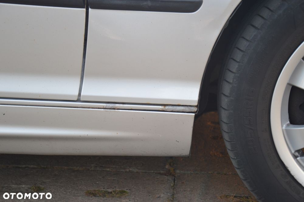 BMW Seria 3 320d - 17