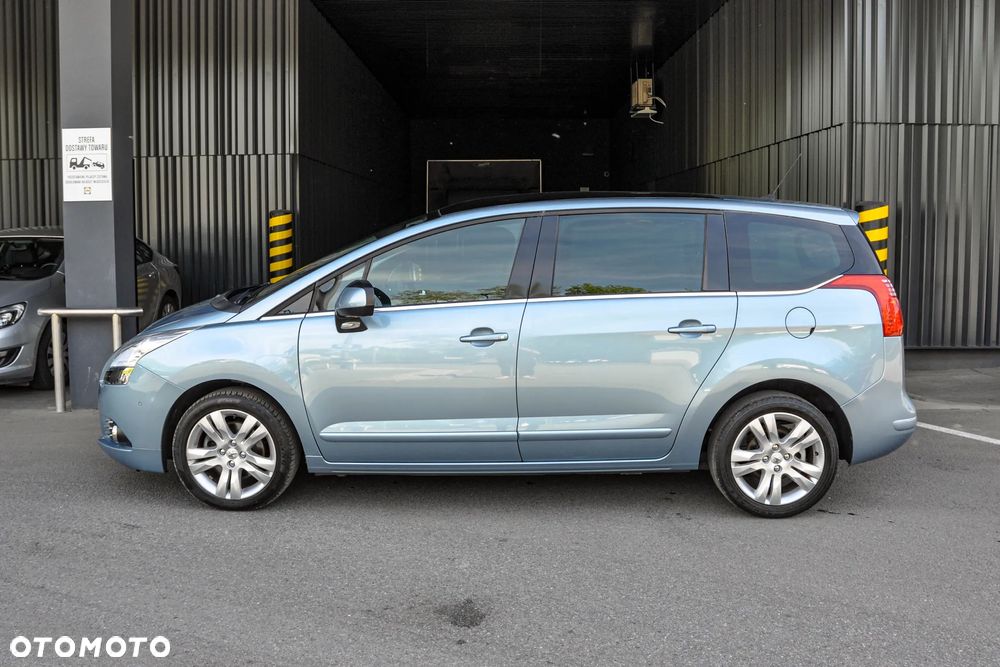 Peugeot 5008 - 2