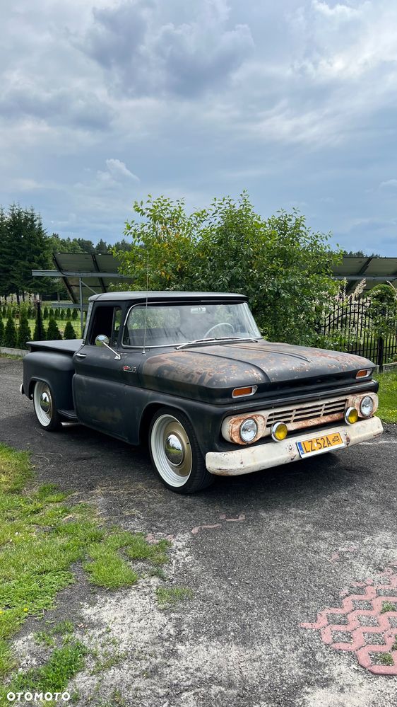 Chevrolet C-10 - 12