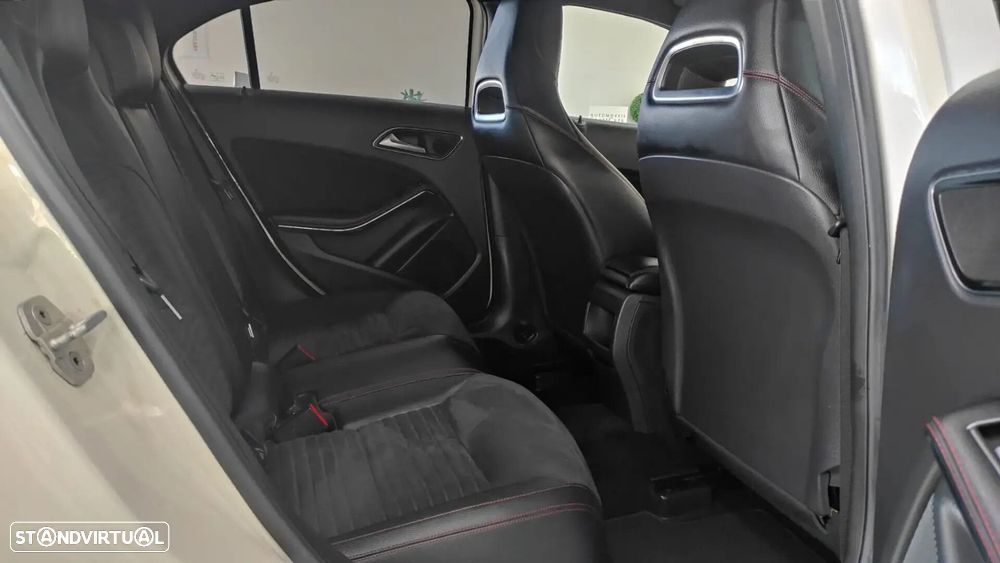 Mercedes-Benz A 200 - 20