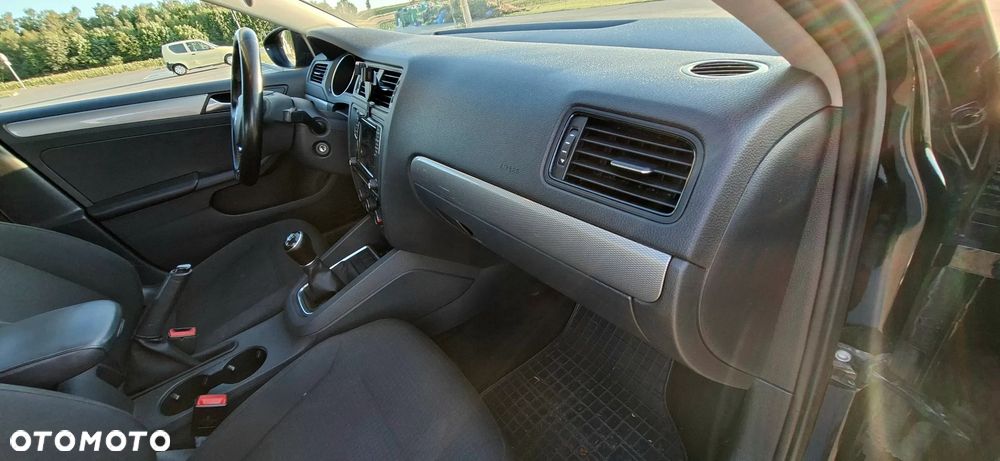 Volkswagen Jetta 2.0 TDI DPF BMT Comfortline - 22