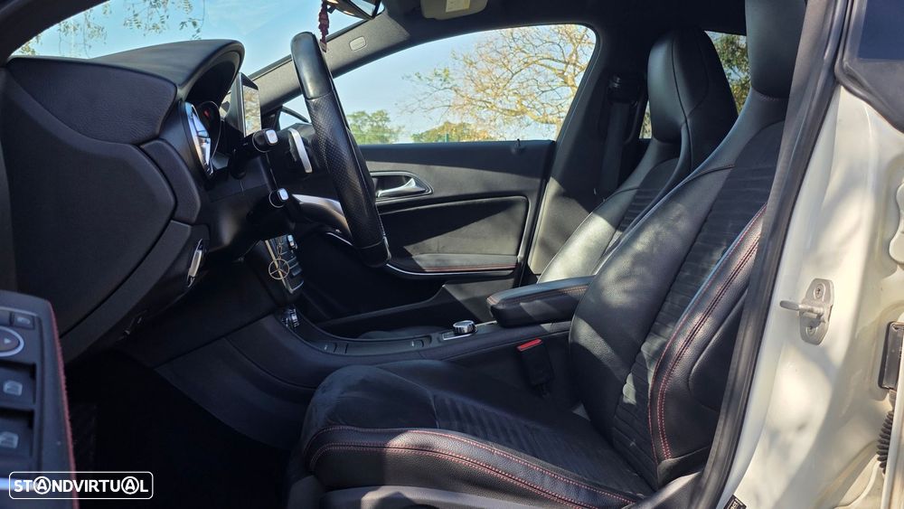 Mercedes-Benz CLA 220 (CDI) d 7G-DCT AMG Line - 10