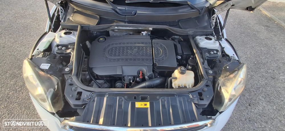 MINI Countryman One D - 24
