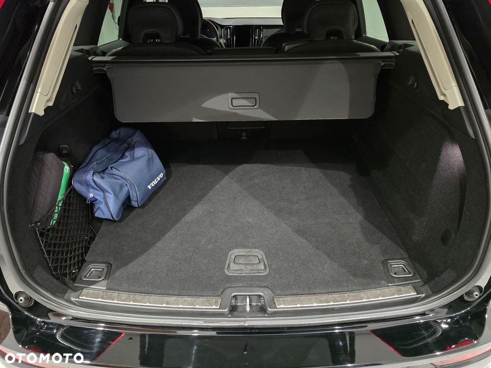Volvo XC 60 B4 D AWD Core - 15