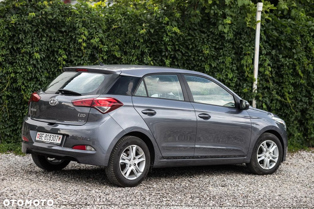 Hyundai i20 blue 1.2 Advantage+ - 12