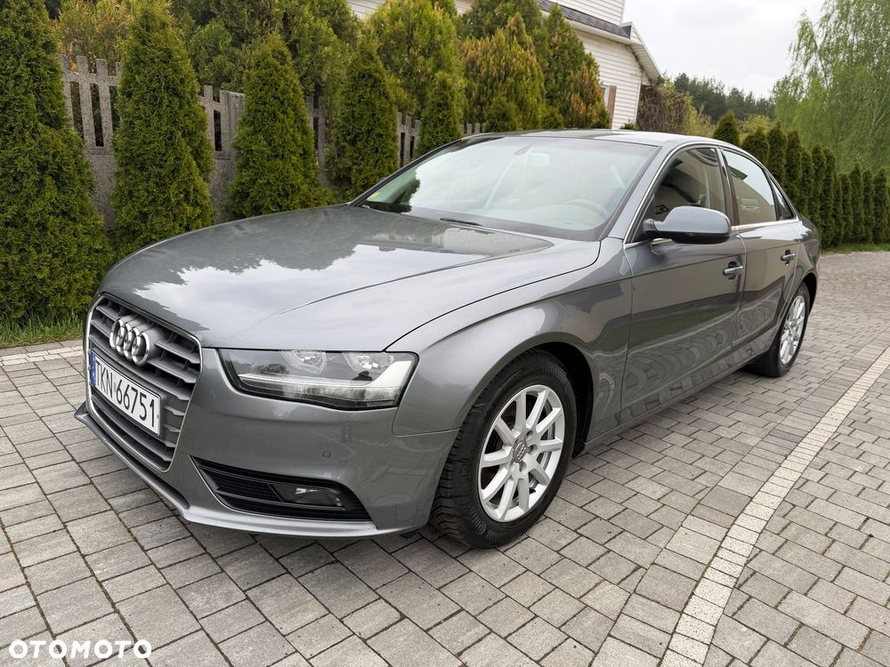 Audi A4 Limousine 2.0 TDI DPF Ambiente - 14