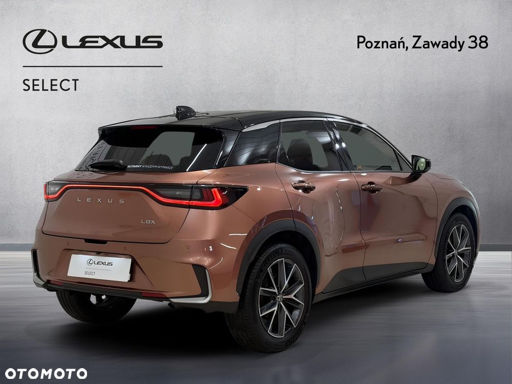 Lexus LBX 1.5 Hybrid Emotion - 5