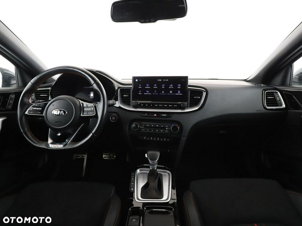 Kia ProCeed - 16
