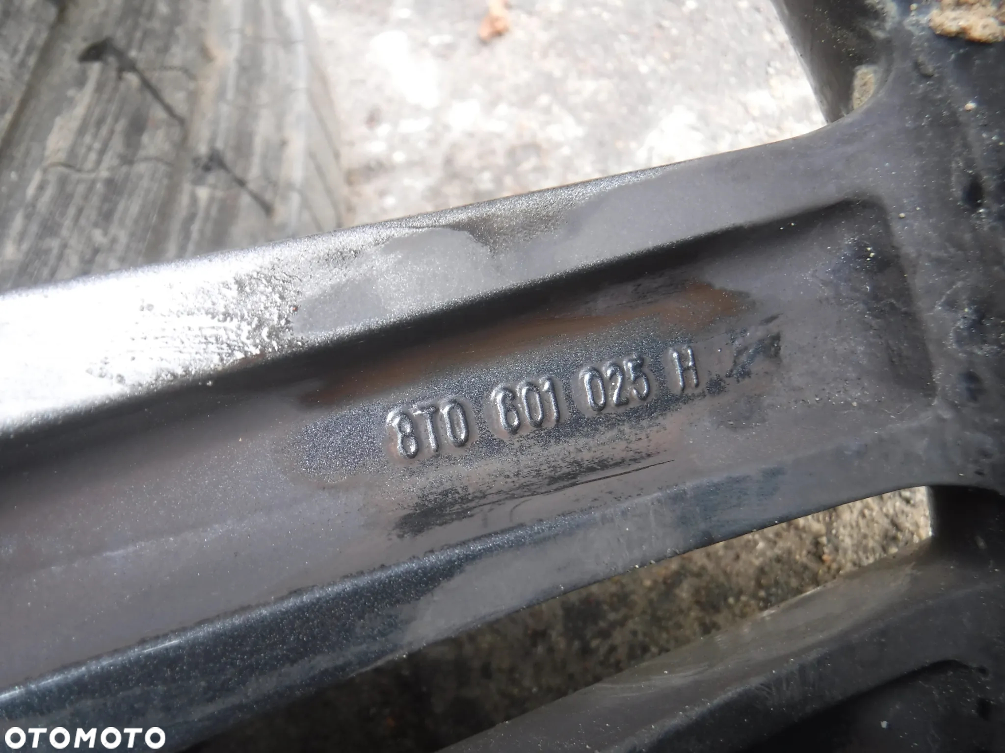 Audi S4 A4 S5 A5 A6 A7  Q3 Q5 alufelgi opony 8T0601025H  5x112 ET32 8.5J 19 255/35/19 - 15