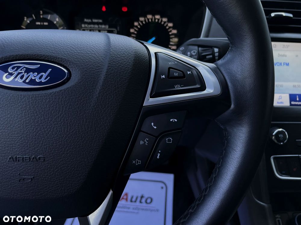 Ford Mondeo SW 2.0 TDCi S&S PowerShift-Aut Titanium - 24