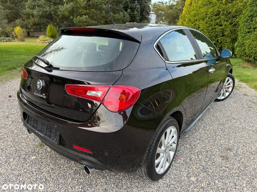 Alfa Romeo Giulietta 2.0 JTDM 16V - 4