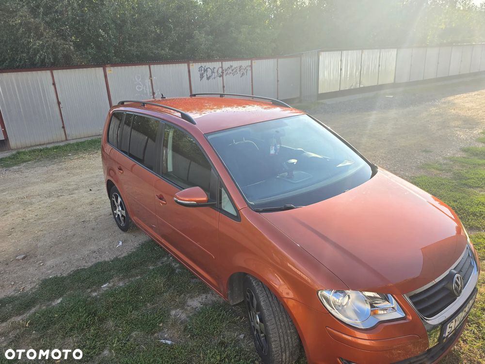 Volkswagen Touran 1.4 TSI Comfortline - 4