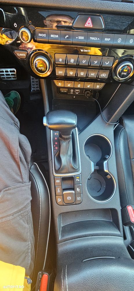 Kia Sportage 1.6 T-GDI 7DCT 4x4 GT Line - 11