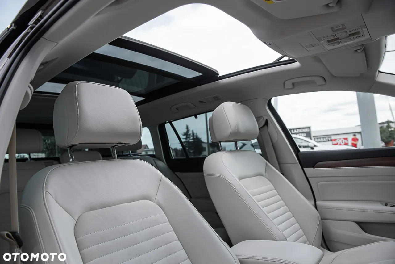 Volkswagen Passat Variant 1.8 TSI (BlueMotion Technology) DSG Highline - 35