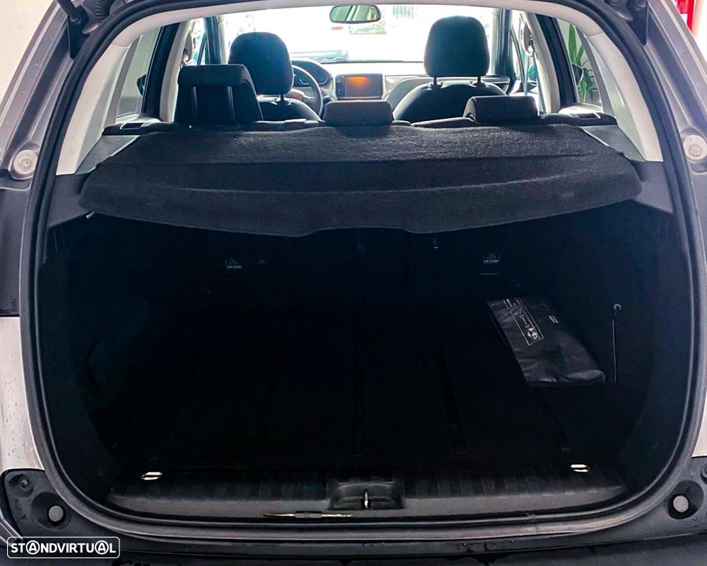 Peugeot 2008 1.2 VTi Active - 6