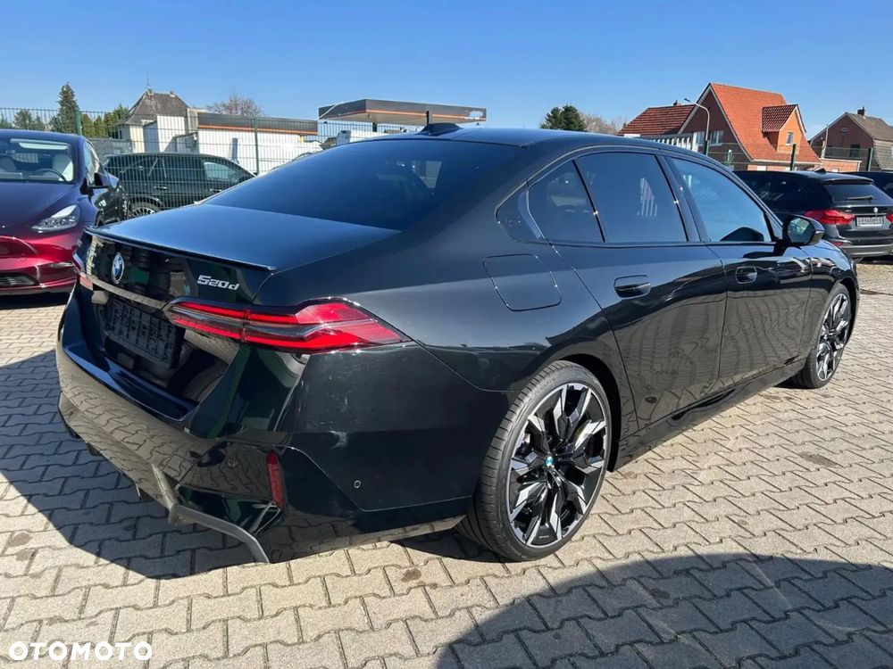 BMW Seria 5 520d mHEV M Sport - 5