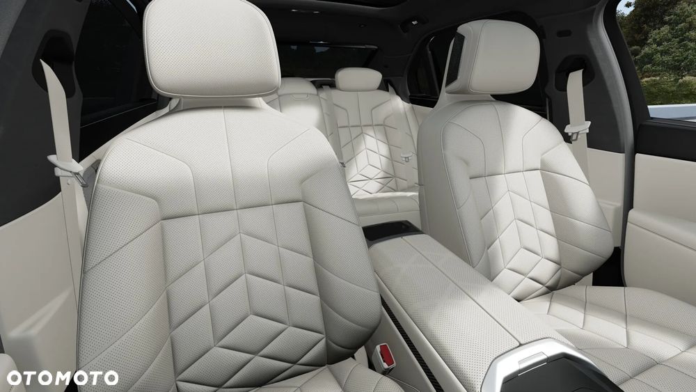 BMW Seria 7 740 xDrive mHEV sport - 12