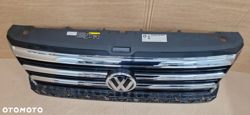GRILL VW CRAFTER II 7C 17-25 ATRAPA CHLODNICY CRAFTER - 5