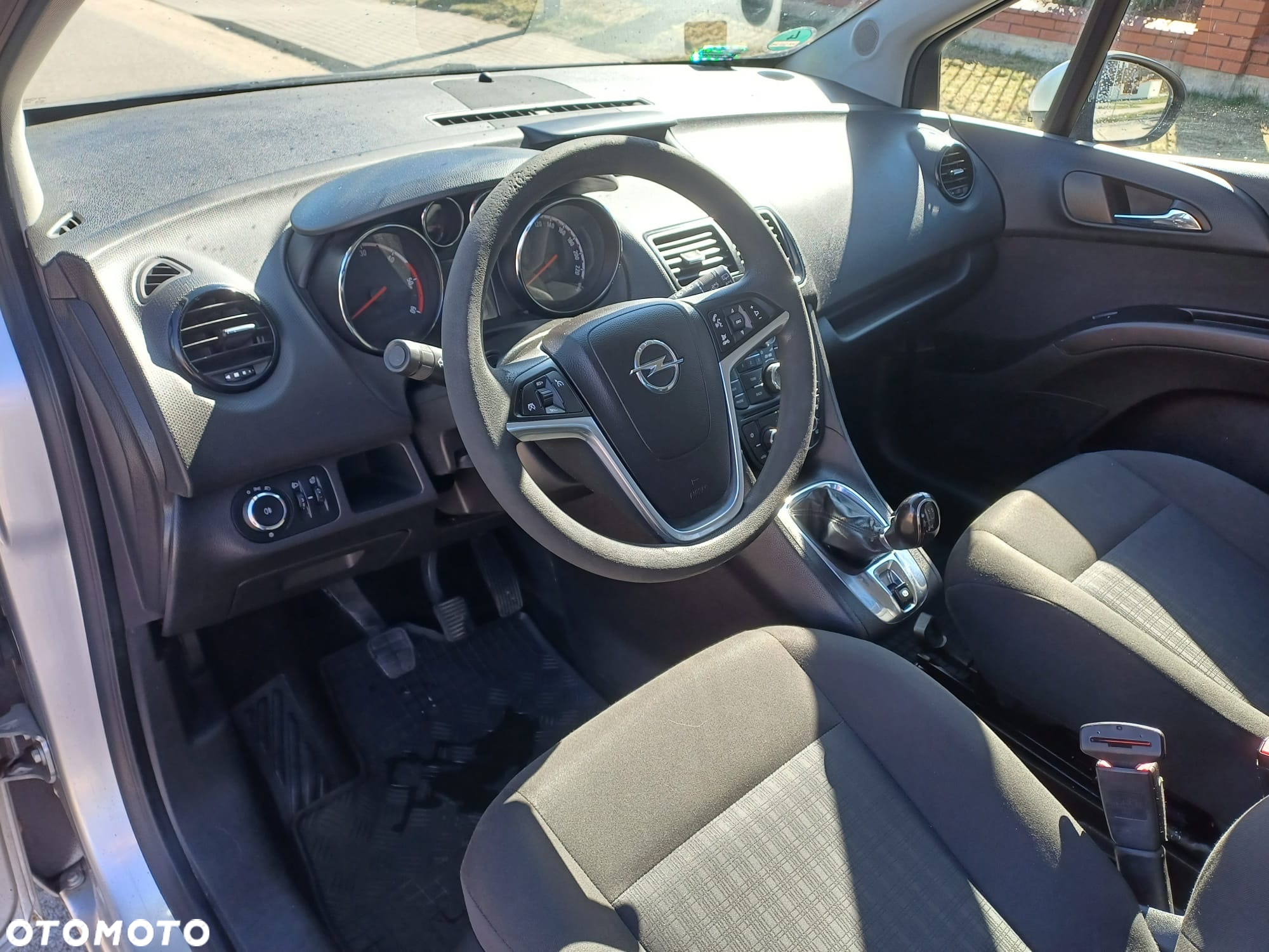 Opel Meriva - 11