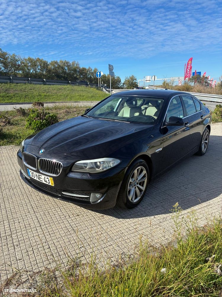 BMW 520 d Line Luxury Auto - 2