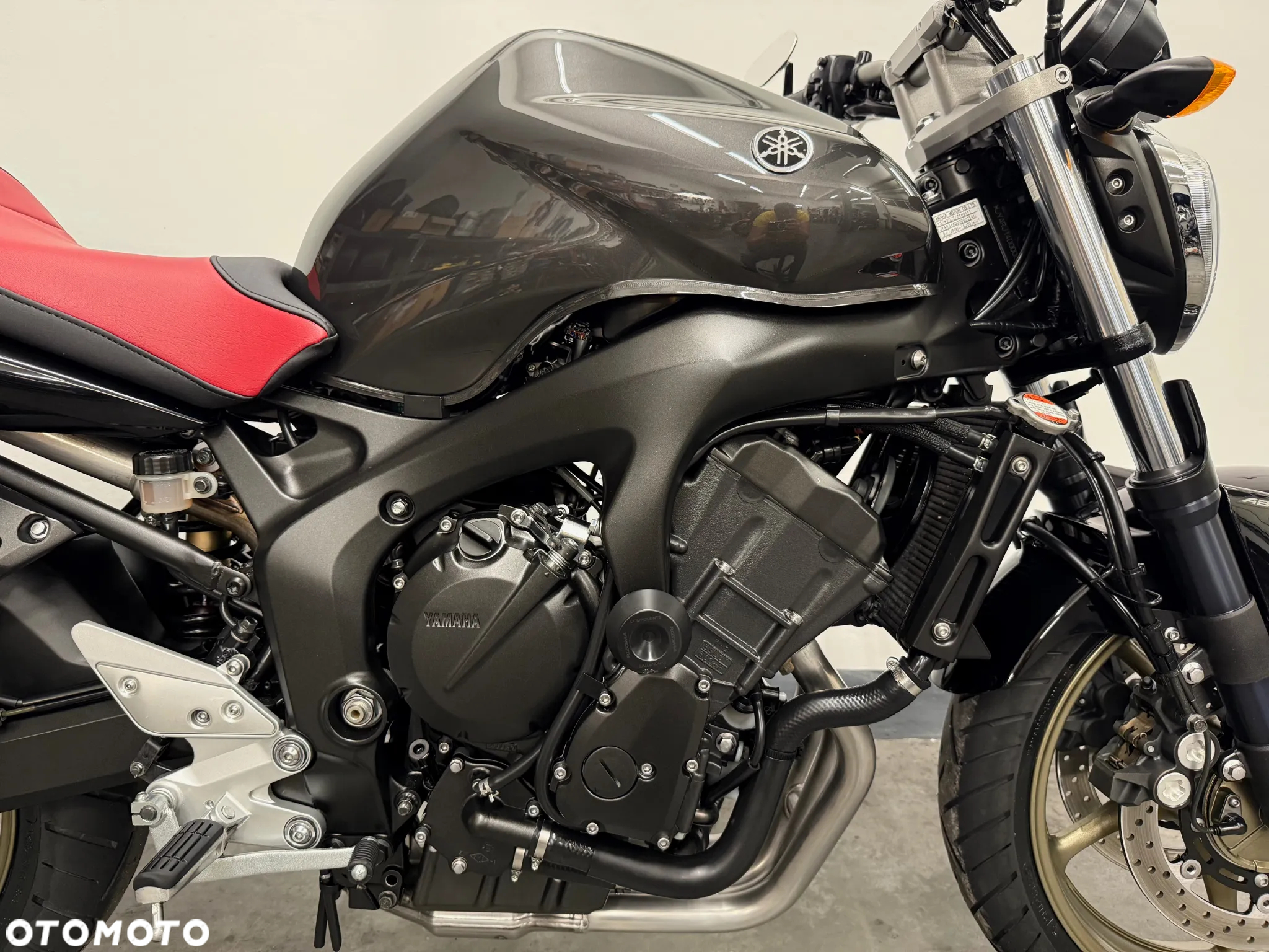 Yamaha FZ6 - 11