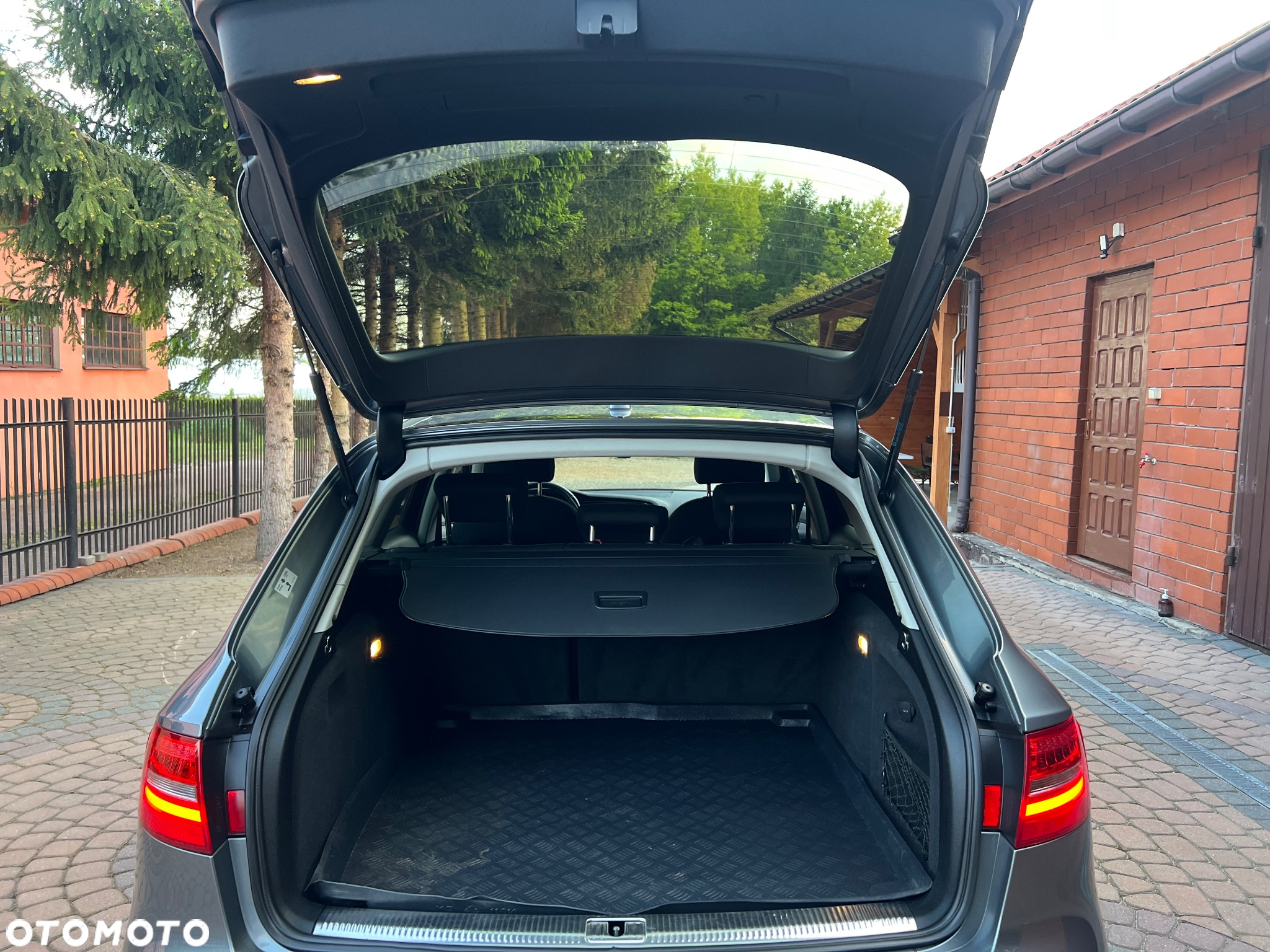 Audi A4 Avant 2.0 TDI DPF multitronic Attraction - 22