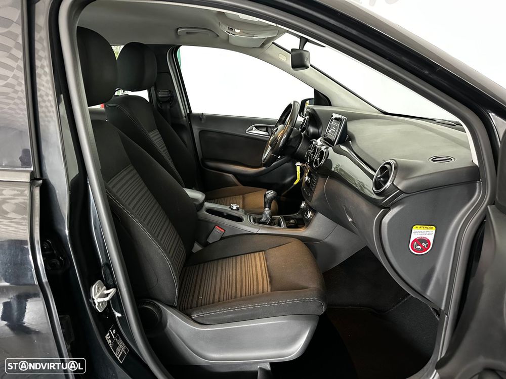 Mercedes-Benz B 180 CDi BlueEfficiency - 23