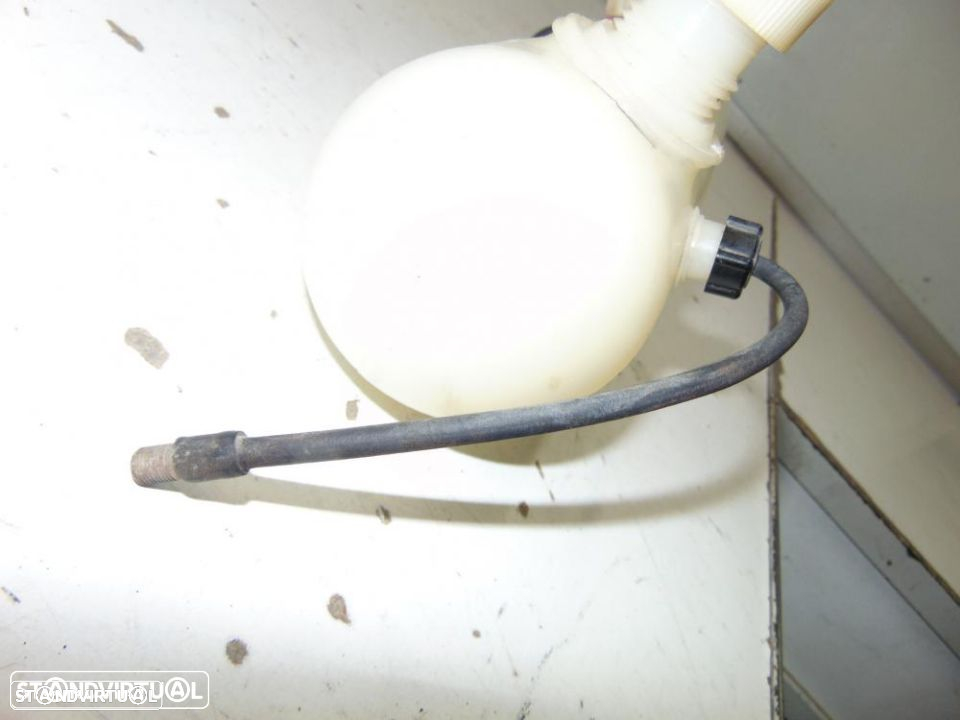 VW Carocha dos mais antigos depósito água - 4