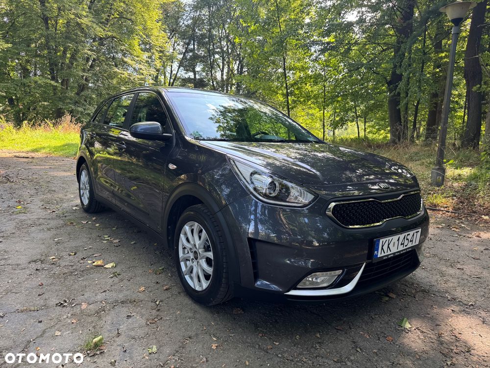 Kia Niro 1.6 GDI Hybrid M - 1