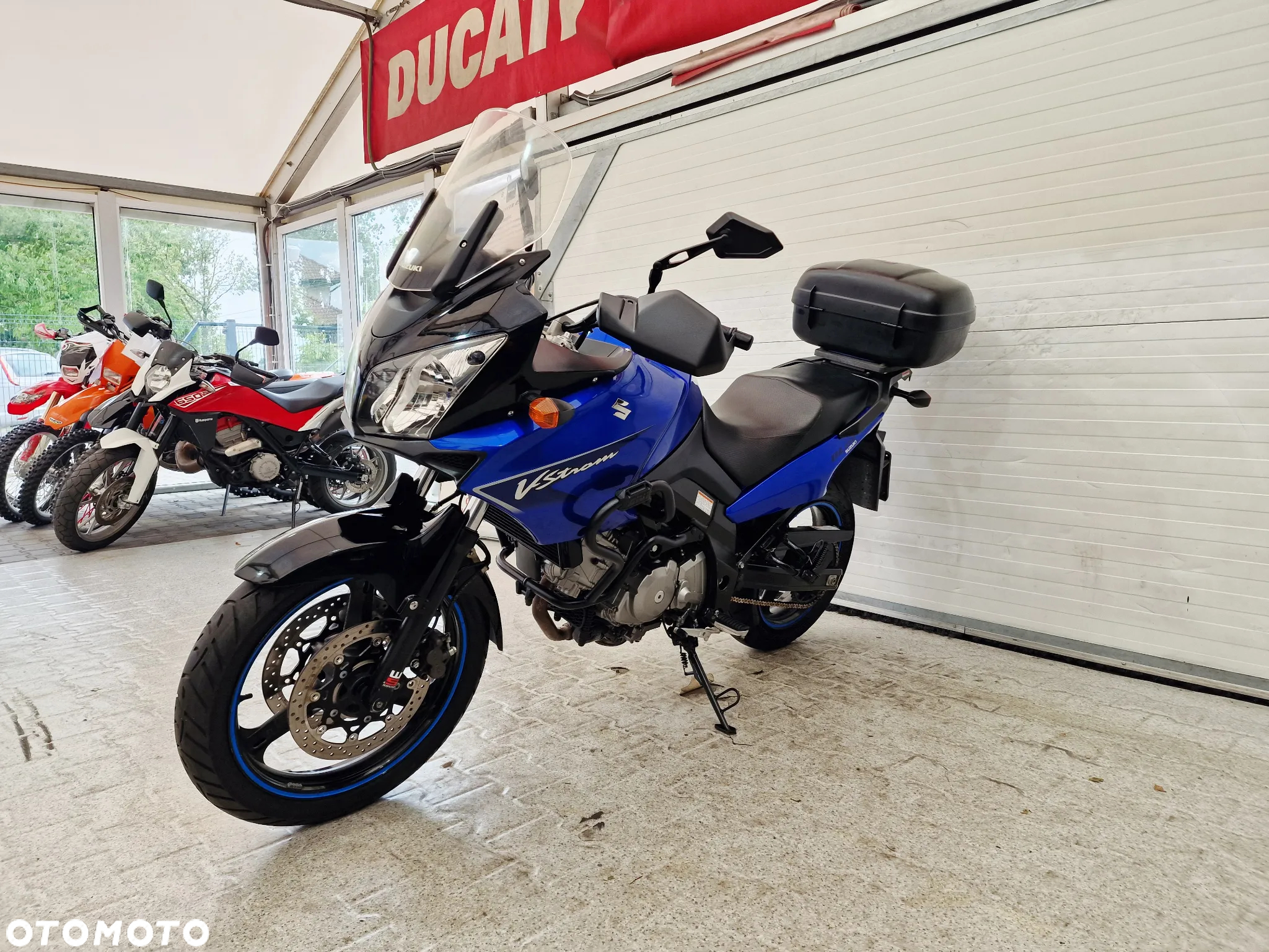 Suzuki DL - 6