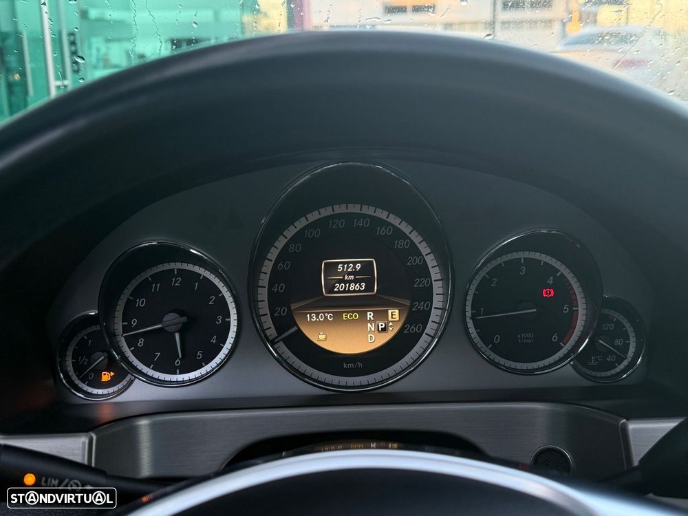 Mercedes-Benz E 250 CDi Avantgarde BlueEfficiency Auto. - 18