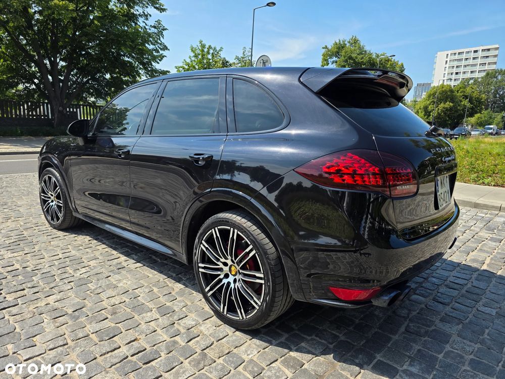 Porsche Cayenne GTS Tiptronic S - 27