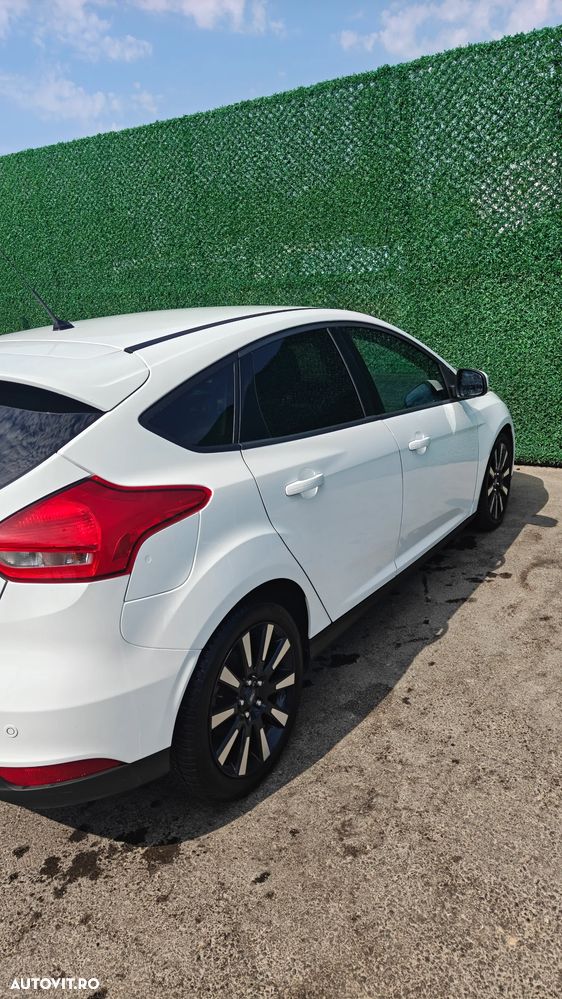 Ford Focus 1.0 EcoBoost Start Stop Trend - 15