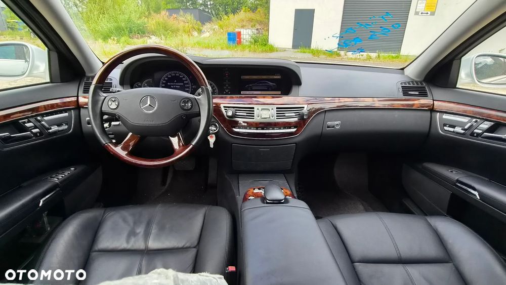 Mercedes-Benz Klasa S 500 L - 32