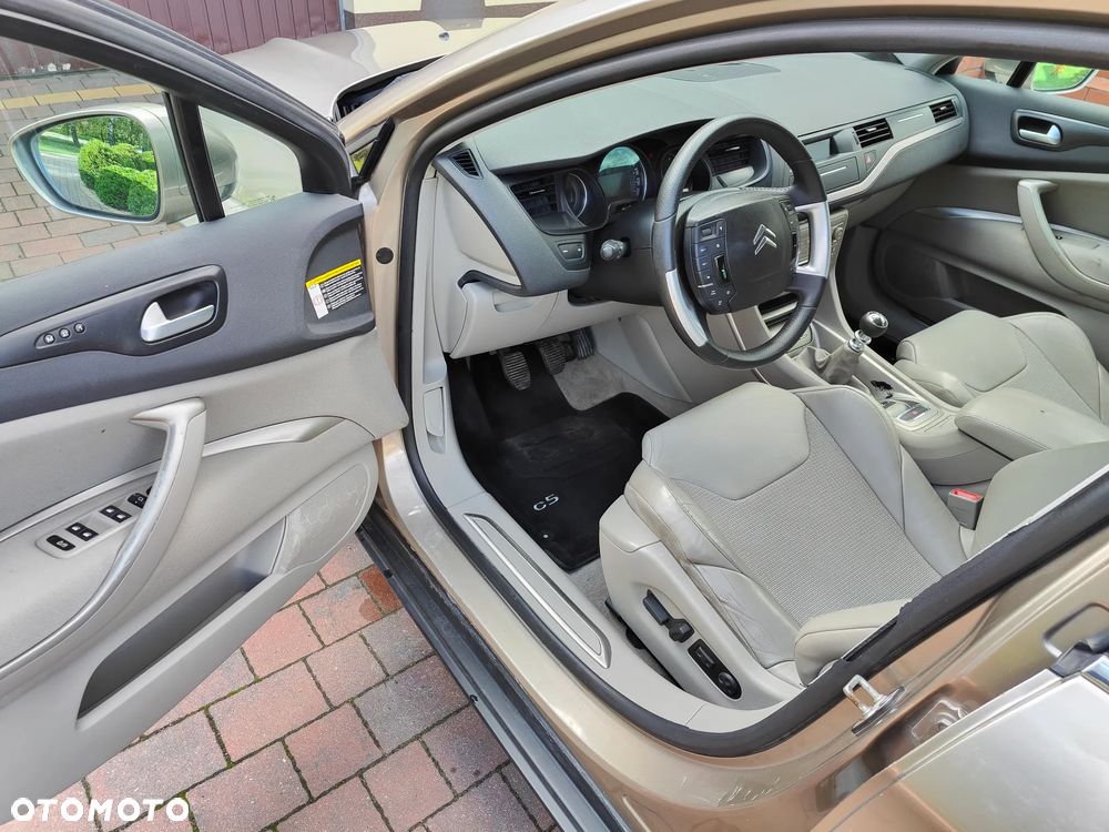 Citroën C5 2.0 HDi Exclusive - 9