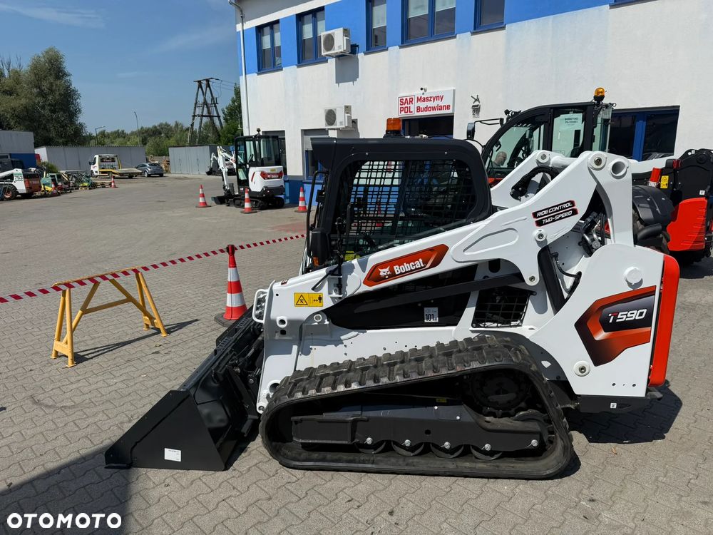 Bobcat T590 - 2