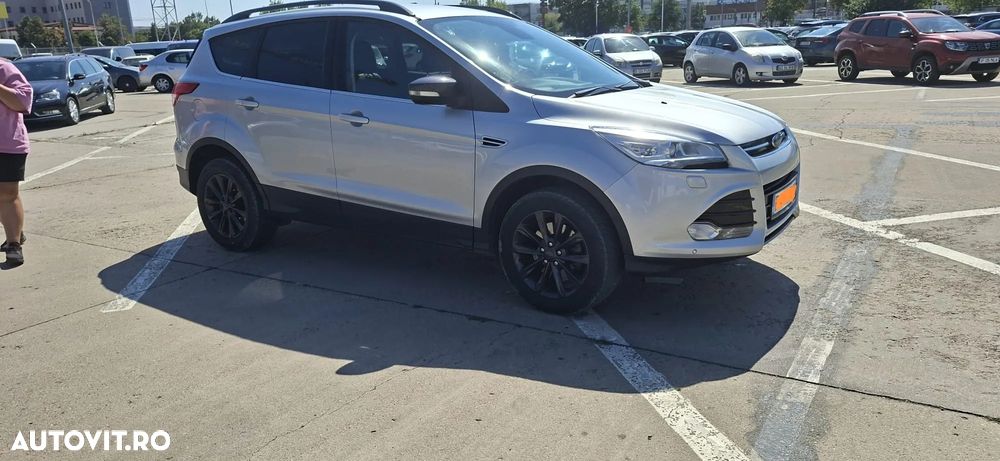 Ford Kuga 2.0 TDCi 4x4 Titanium - 4