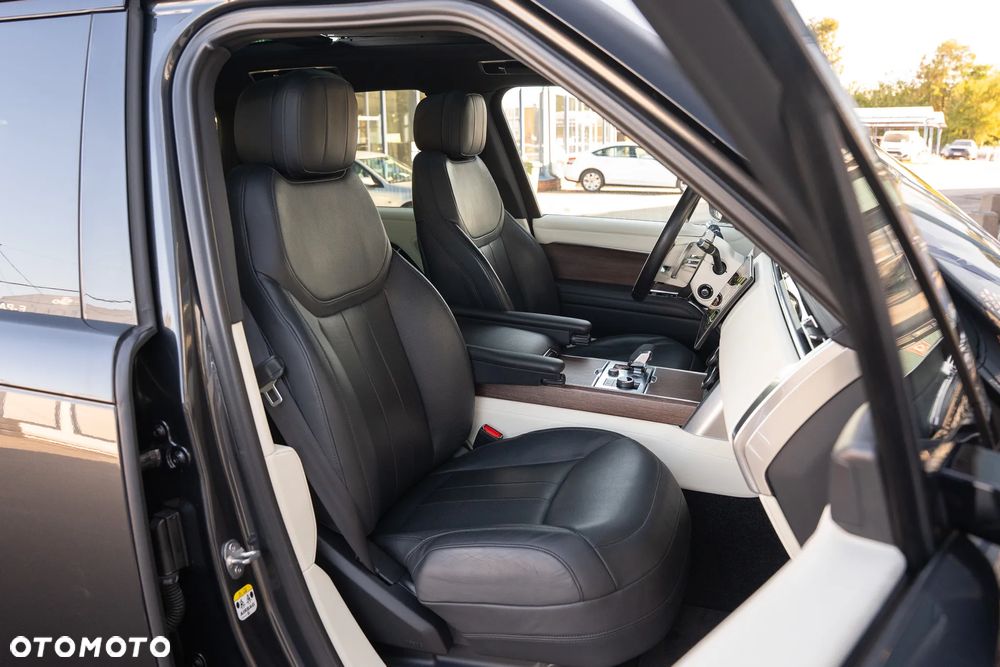 Land Rover Range Rover D300 HSE - 25