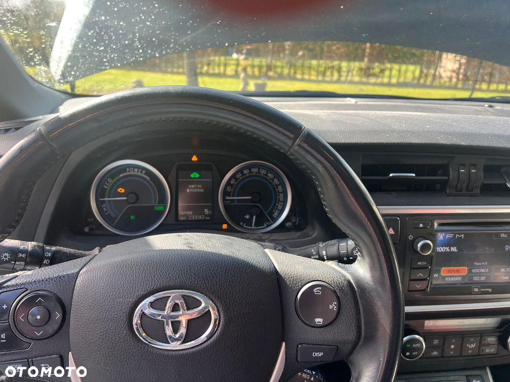 Toyota Auris 1.8 VVT-i Automatik Executive - 11