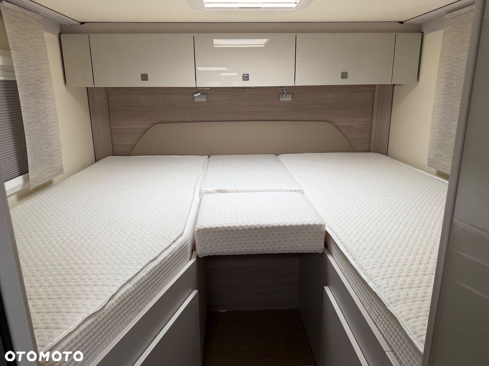 Ford Burstner Lineo T 690 - 14