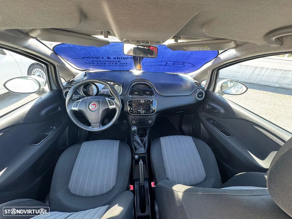 Fiat Punto 1.2 Young II S&S - 9