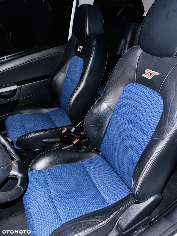Ford Fiesta - 13