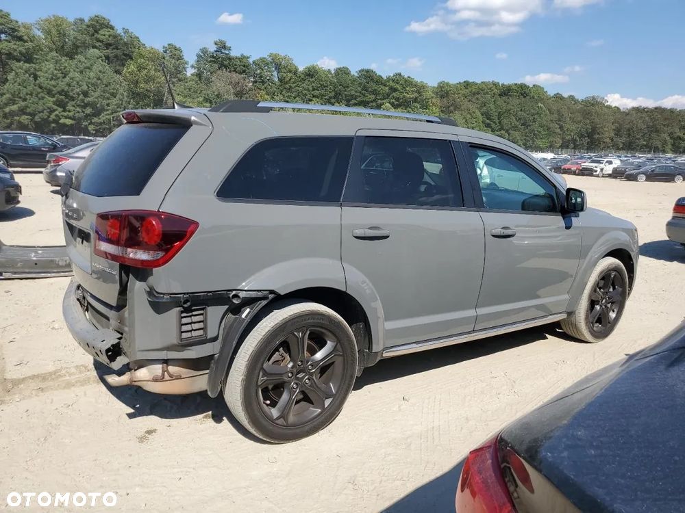 Dodge Journey - 4
