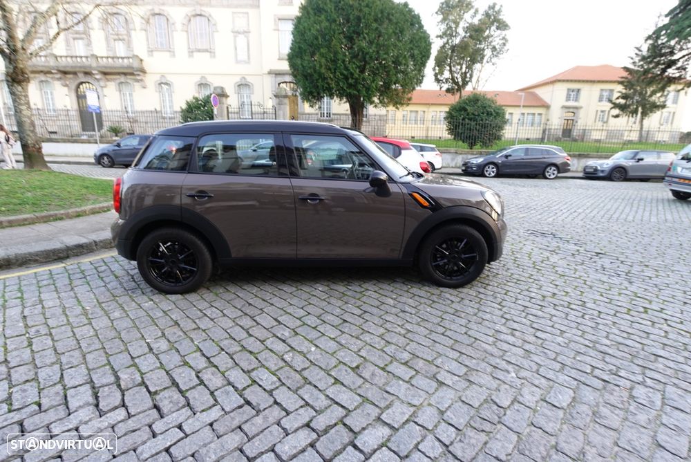 MINI Countryman Cooper D Auto - 6