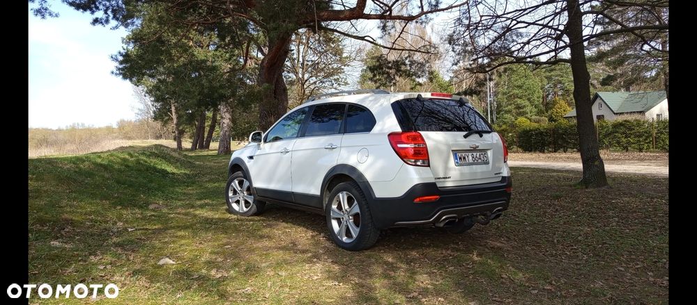 Chevrolet Captiva 2.2 D LTZ - 21