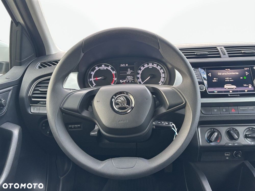 Skoda Fabia - 12