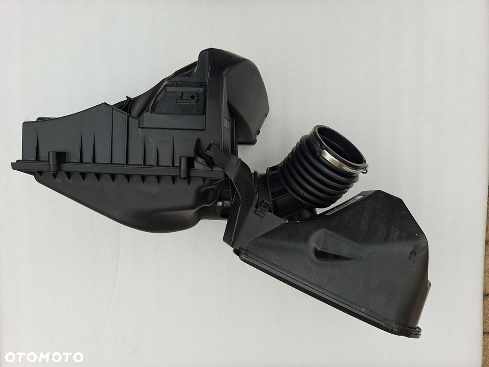 OBUDOWA FILTRA REZONATOR BMW 5 G30 G31 6 G32 7 G11 G12 Nowy filtr!! - 2