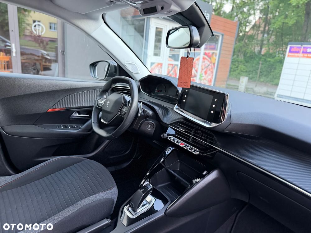 Peugeot 2008 PureTech 130 EAT8 Active - 31