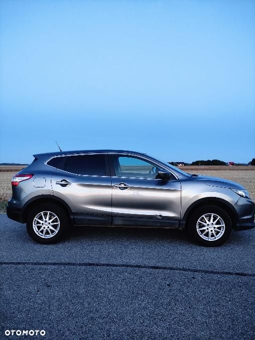 Nissan Qashqai 1.2 DIG-T Visia EU6 - 2